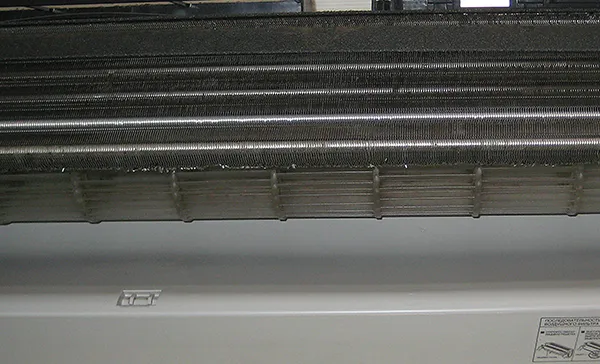 Чистий теплообмінник внутрішнього блоку кондиціонера